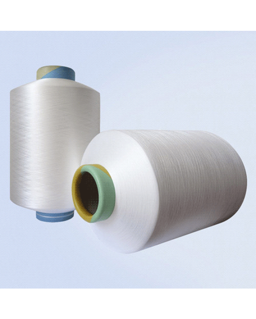 Miben hasonlít az újrahasznosított fonal minősége a szűz fonalhoz az erősség, a tartósság és a textúra tekintetében?